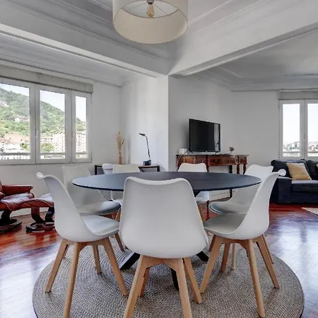 5 Min Walk To Zurriola & Goe * San Sebastian