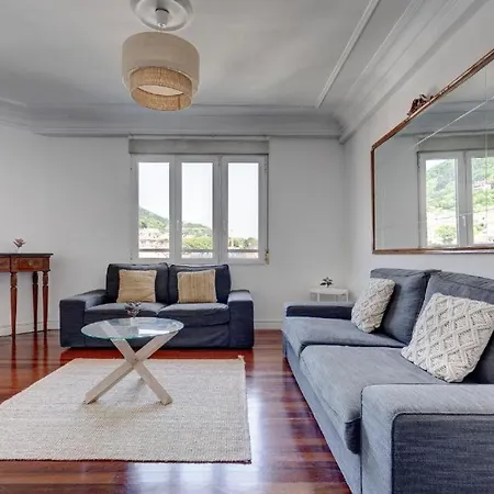 5 Min Walk To Zurriola & Goe San Sebastian